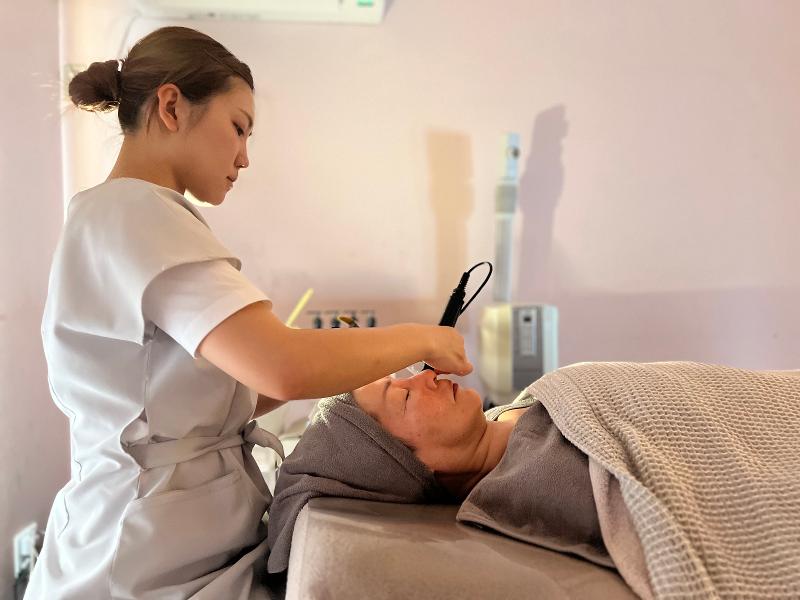 SKIN CARE SALON VOEUX(ボウ)静岡店のアルバイト・バイト求人情報-04