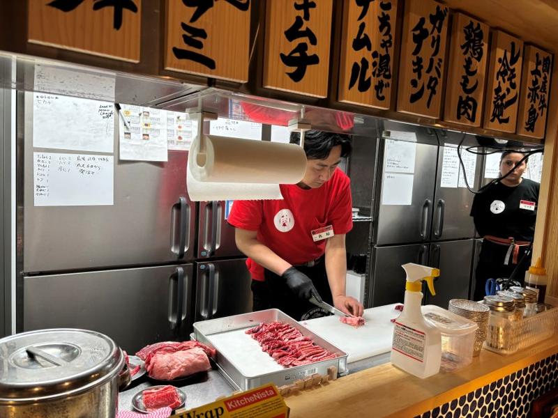 和牛まるよし 谷四店のアルバイト・バイト求人情報-02