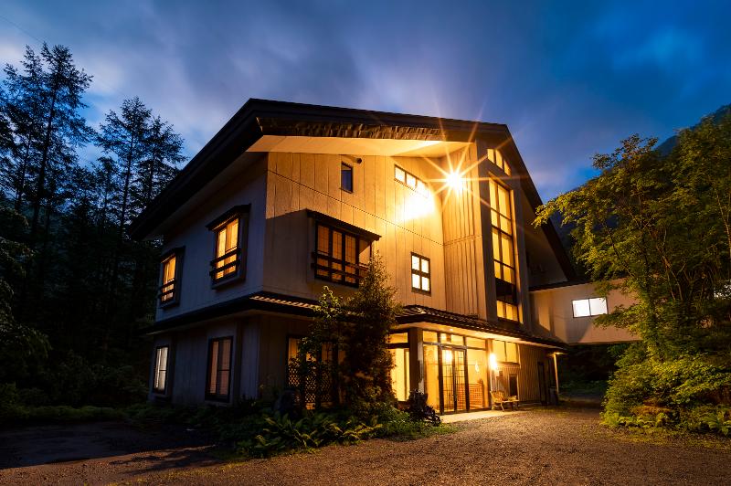 アトリスマネジメント株式会社の求人・転職情報