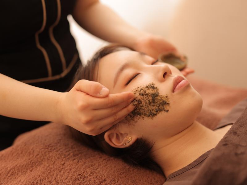 【女性専用小顔サロン】Lapis玉造のアルバイト・バイト求人情報-02