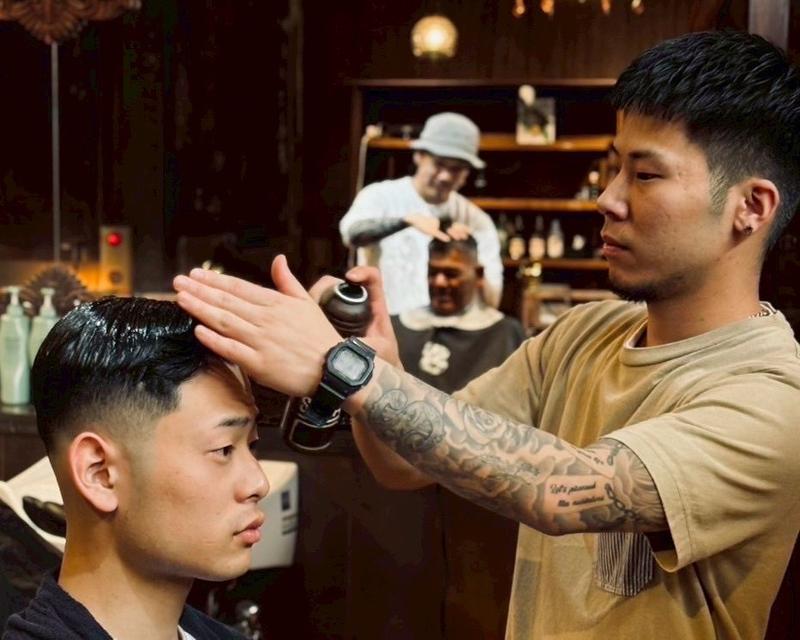 L.A BARBERSHOP大津唐崎店のアルバイト・バイト求人情報-02