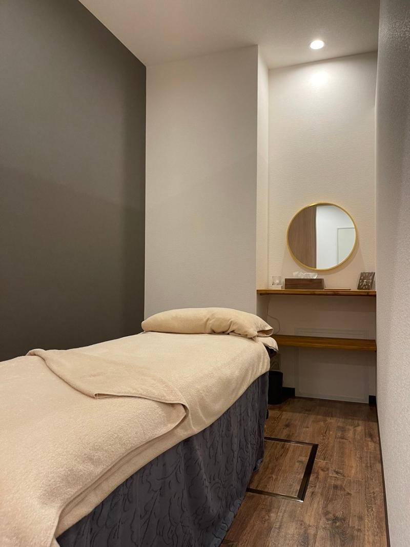 リラクゼーションサービス WAplow(ワプラウ)御堂筋本町店のアルバイト・バイト求人情報-03