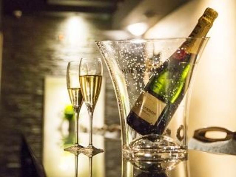 Girls Bar BLENDA 駒沢店のアルバイト・バイト求人情報-05