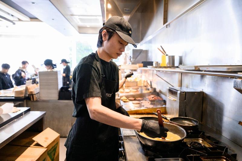 eggslut京都四条店のアルバイト・バイト求人情報-03