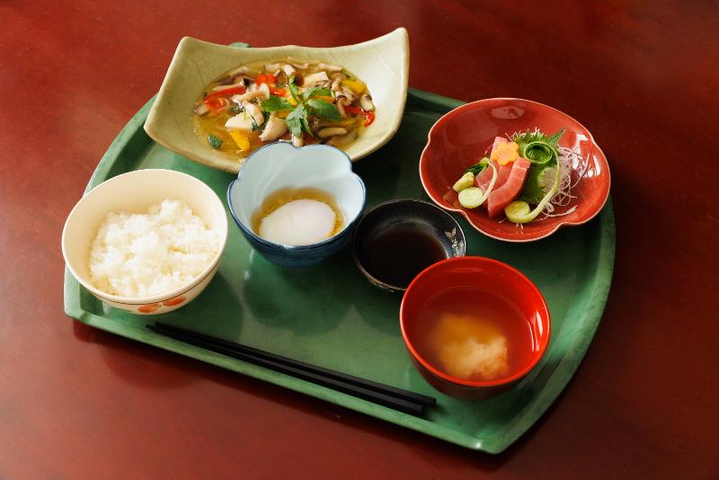 住宅型有料老人ホーム リゾ・ライフのアルバイト・バイト求人情報-03