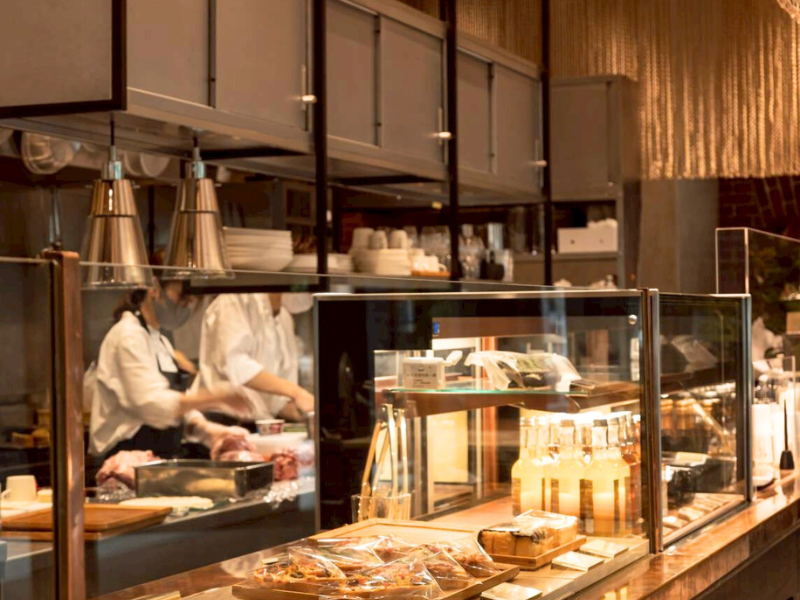 POINT ET LIGNE TOKYO MIDTOWN 八重洲店(ポワン エ リーニュ トウキョウミッドタウン ヤエステン)のアルバイト・バイト求人情報-02