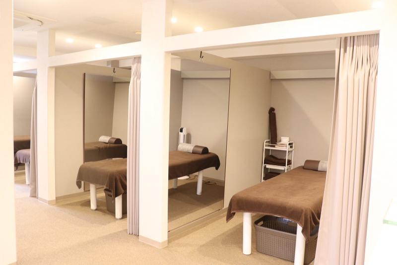 美容整体ラボ HANA 東新宿店のアルバイト・バイト求人情報-03