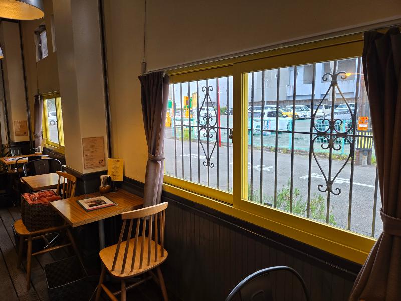 九州パンケーキカフェ 宮崎本店のアルバイト・バイト求人情報-04