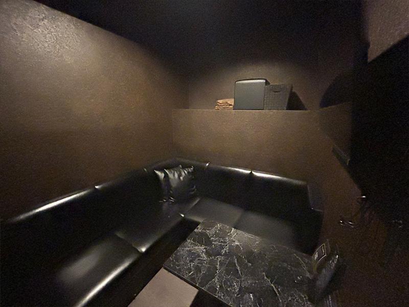 個室シーシャ白煙 梅田店のアルバイト・バイト求人情報-04