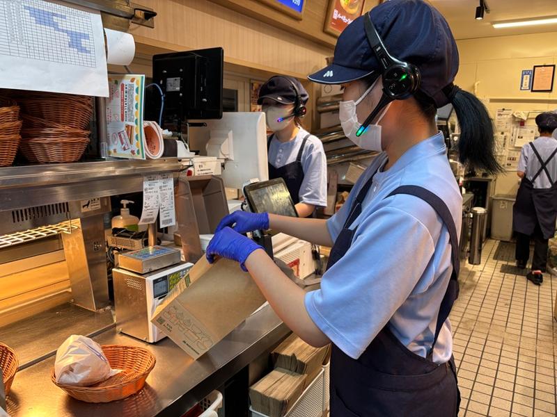 モスバーガー 佐久平駅前店のアルバイト・バイト求人情報-03