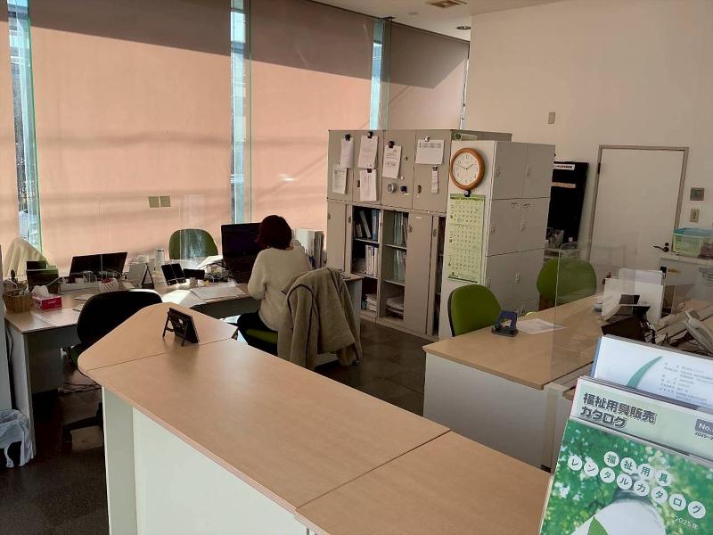 株式会社ヘルスケアのアルバイト・バイト求人情報-02