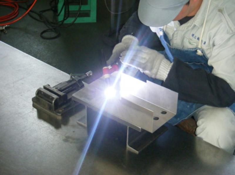 株式会社三輪工業のアルバイト・バイト求人情報-03