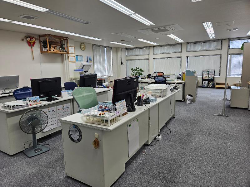 株式会社ティーアールシーのアルバイト・バイト求人情報-03