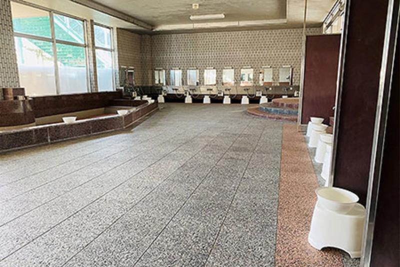 秋田森岳温泉36ゴルフ場のアルバイト・バイト求人情報-02