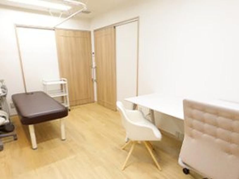 乳腺外科専門クリニック マンマリア立川(mammaria tachikawa)のアルバイト・バイト求人情報-05