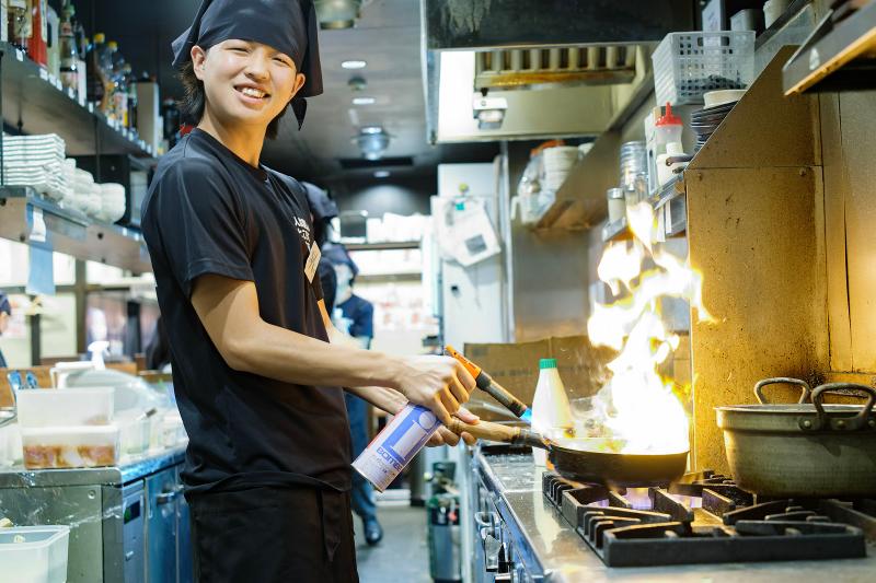 新時代 東岡崎駅前店のアルバイト・バイト求人情報-02