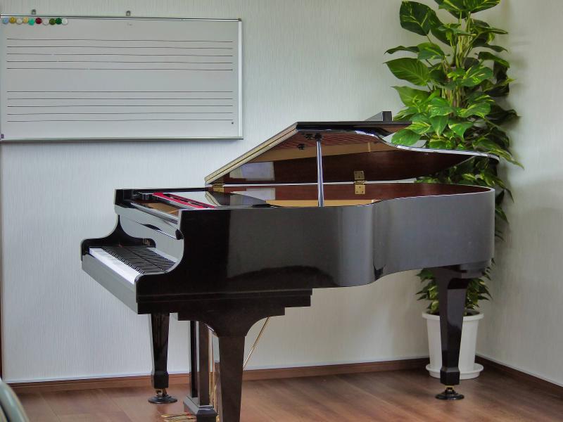 ミュージックハウス西尾楽器のアルバイト・バイト求人情報-02