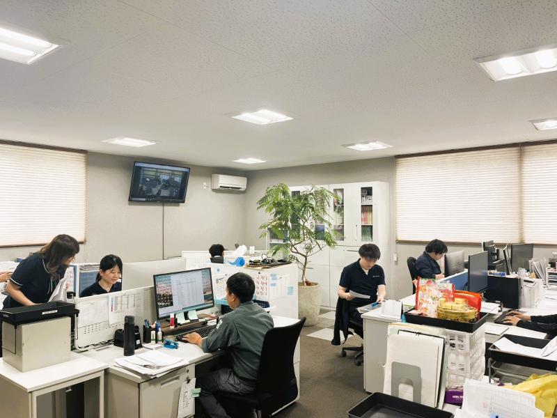 株式会社青山商事のアルバイト・バイト求人情報-03