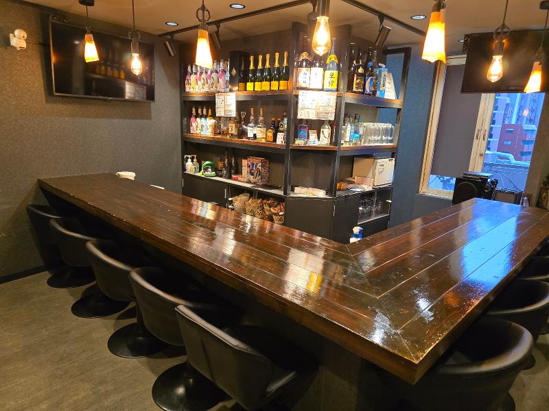 PLATINUM BAR ≪プラチナバー≫のアルバイト・バイト求人情報-02