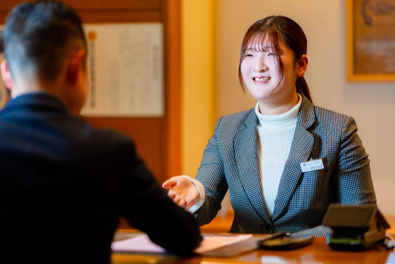 後楽ゴルフ倶楽部(みのる産業株式会社　ゴルフ事業部)のアルバイト・バイト求人情報-03