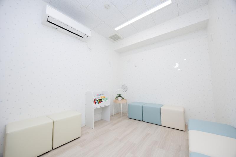 吉野町キッズクリニックのアルバイト・バイト求人情報-03