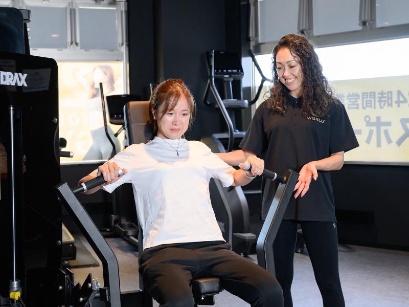 ワールドプラスジム 磯子岡村店(有限会社光丸商事)のアルバイト・バイト求人情報-02