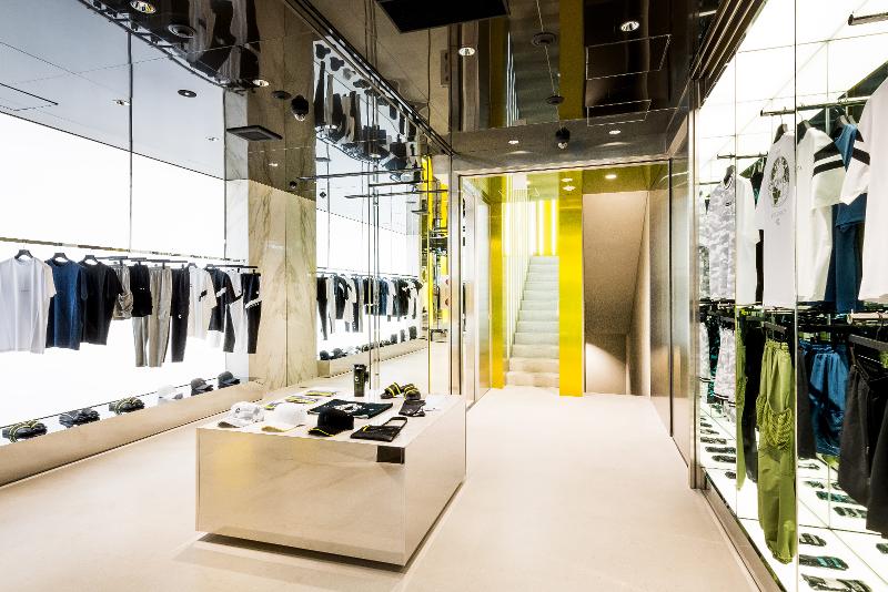 CRONOS 表参道店のアルバイト・バイト求人情報-44