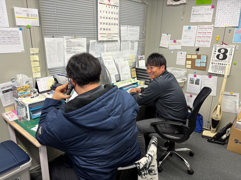 ロジコムトランスポート株式会社のアルバイト・バイト求人情報-03
