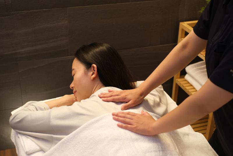 リラクゼーションサービス WAplow(ワプラウ)御堂筋本町店のアルバイト・バイト求人情報-02