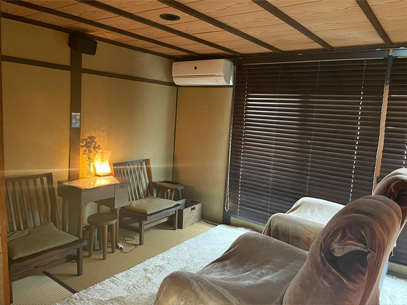 ドライヘッドスパ 癒し〜ぷ 京都河原町店のアルバイト・バイト求人情報-03