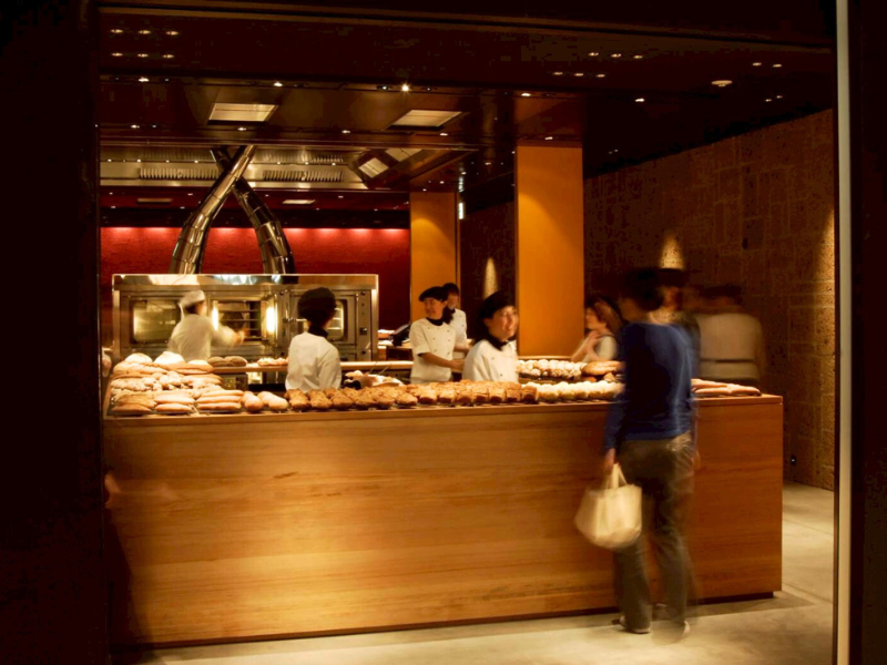 Bakery & Cafe POINT ET LIGNE(ポワン エ リーニュ)東京本店のアルバイト・バイト求人情報-02