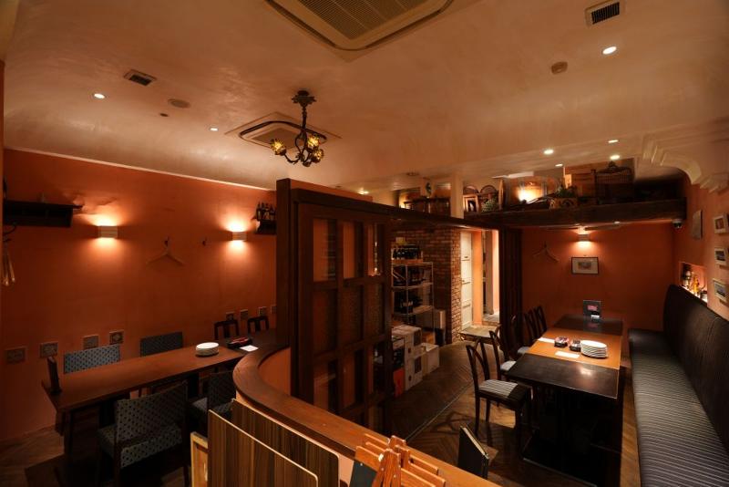 ポロとワイン/株式会社Ulivetoのアルバイト・バイト求人情報-05