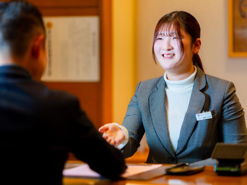 後楽ゴルフ倶楽部(みのる産業株式会社 ゴルフ事業部)のアルバイト・バイト求人情報-03