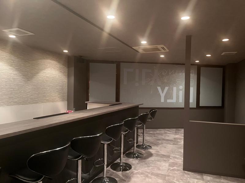 Dining Bar Lilyのアルバイト・バイト求人情報-04