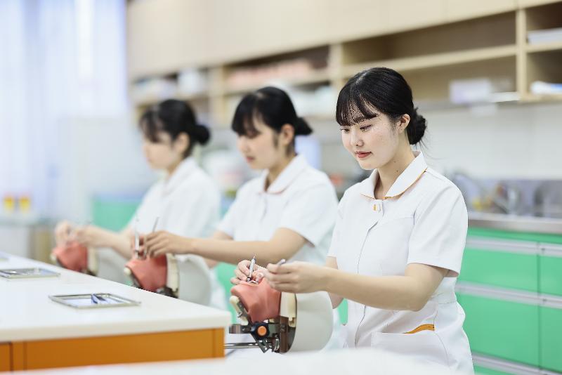 学校法人鈴木学園 専門学校中央医療健康大学校のアルバイト・バイト求人情報-04