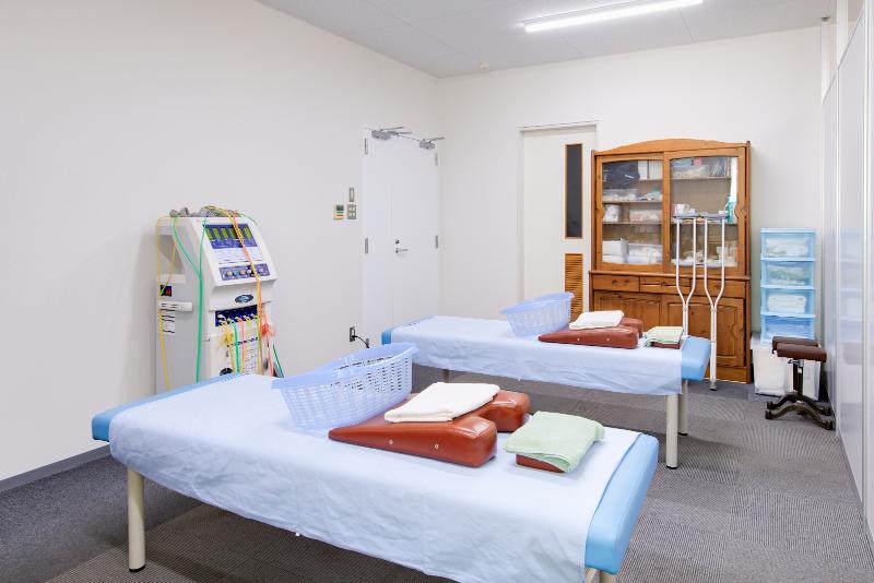学校法人鈴木学園 専門学校中央医療健康大学校のアルバイト・バイト求人情報-04