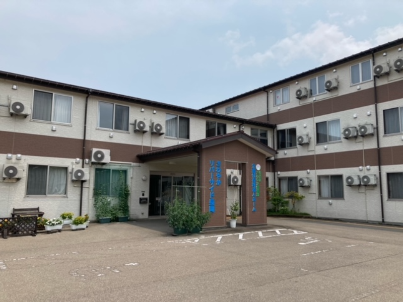 さわやかリバーサイド長岡のアルバイト・バイト求人情報-03
