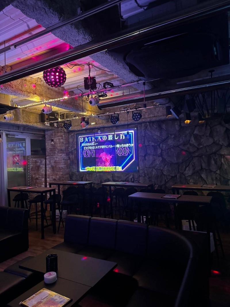 Entertainment Bar FULLMOONのアルバイト・バイト求人情報-04