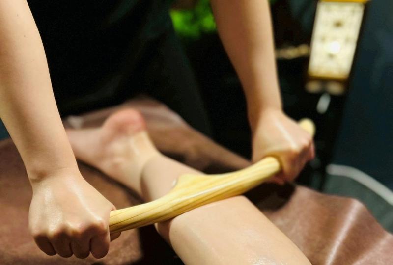 【THE　LAULA　BEAUTY(ザ・ラウラビューティーエグ)】　株式会社3Care　のアルバイト・バイト求人情報-02