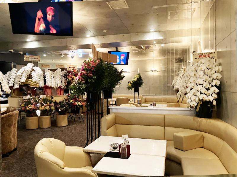 B-1 Lounge MAKUHARIのアルバイト・バイト求人情報-05