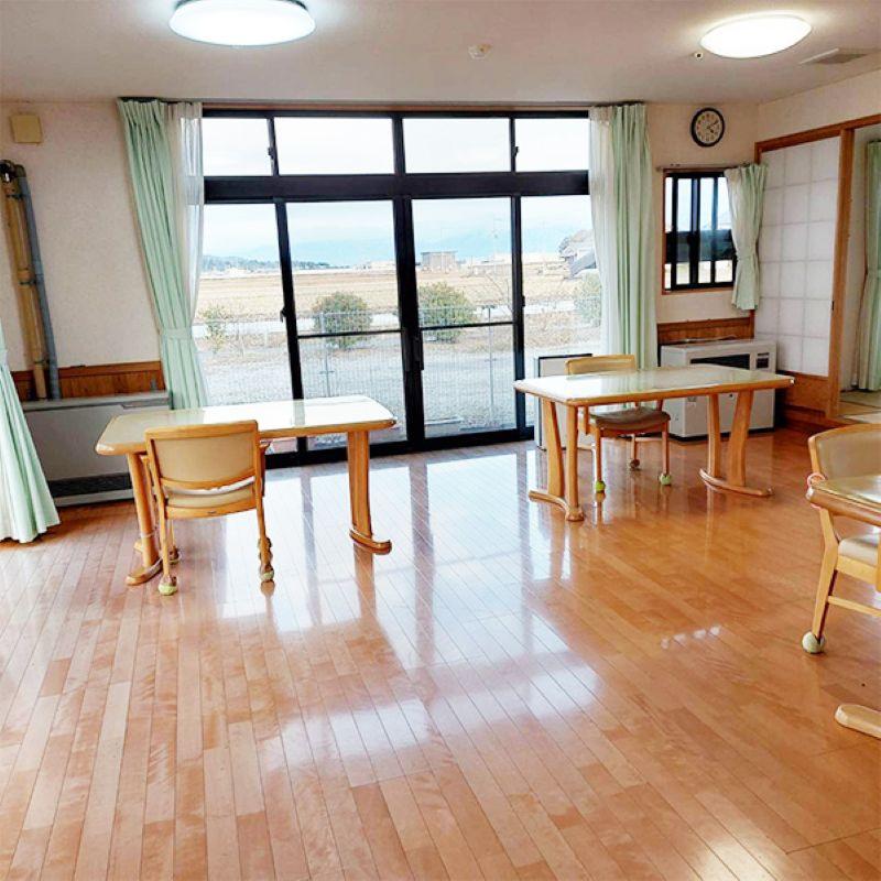 特定非営利活動法人NPOふくし永源寺グループホームひいらぎの里のアルバイト・バイト求人情報-02