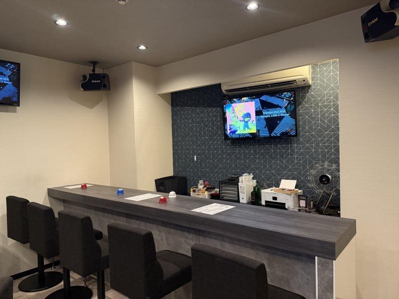 BAR Carloのアルバイト・バイト求人情報-03