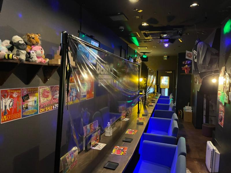BAR BERRY'S - STADIUM(ベリーズ・スタジアム)のアルバイト・バイト求人情報-05