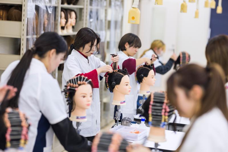 山野美容芸術短期大学のアルバイト・バイト求人情報-04