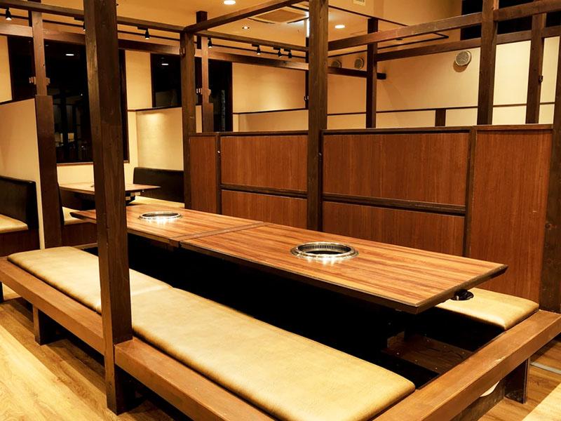 肉と米が美味くて安いだけの店 ざくろ 西尾店のアルバイト・バイト求人情報-05