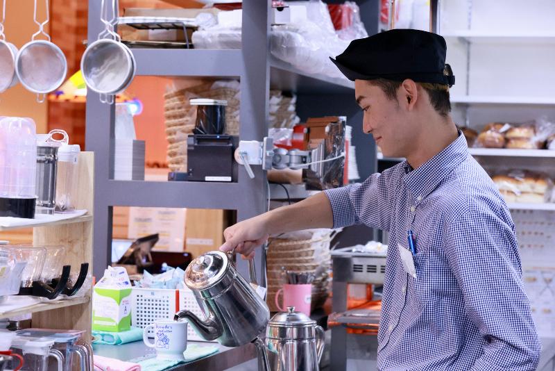 コメダ珈琲店 堺なかもず店 株式会社にぶのアルバイト・バイト求人情報-03