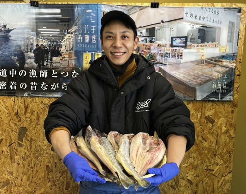 シハチ鮮魚工場直売所のアルバイト・バイト求人情報-02