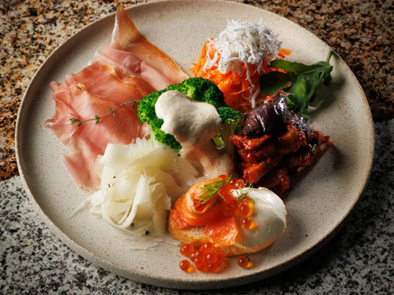 Italian×Bistro NIKUDOSI 渋谷店のアルバイト・バイト求人情報-04