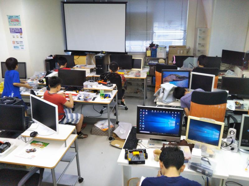 パソコン教室クエストのアルバイト・バイト求人情報-02