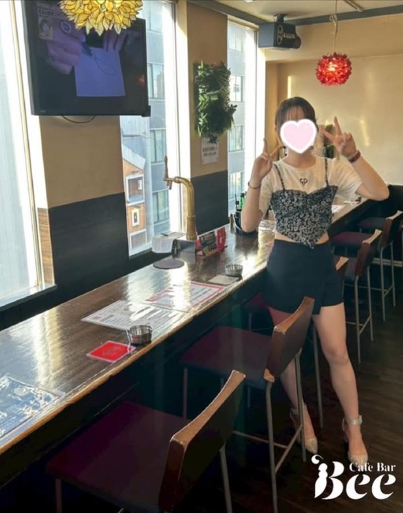 Bar BEEのアルバイト・バイト求人情報-02